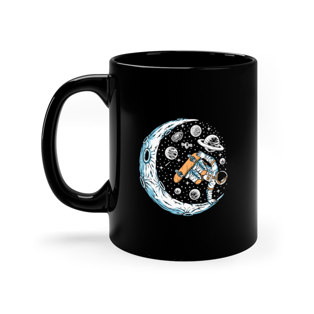 Astronaut Skateboarding On The Moon 11oz Black Mug