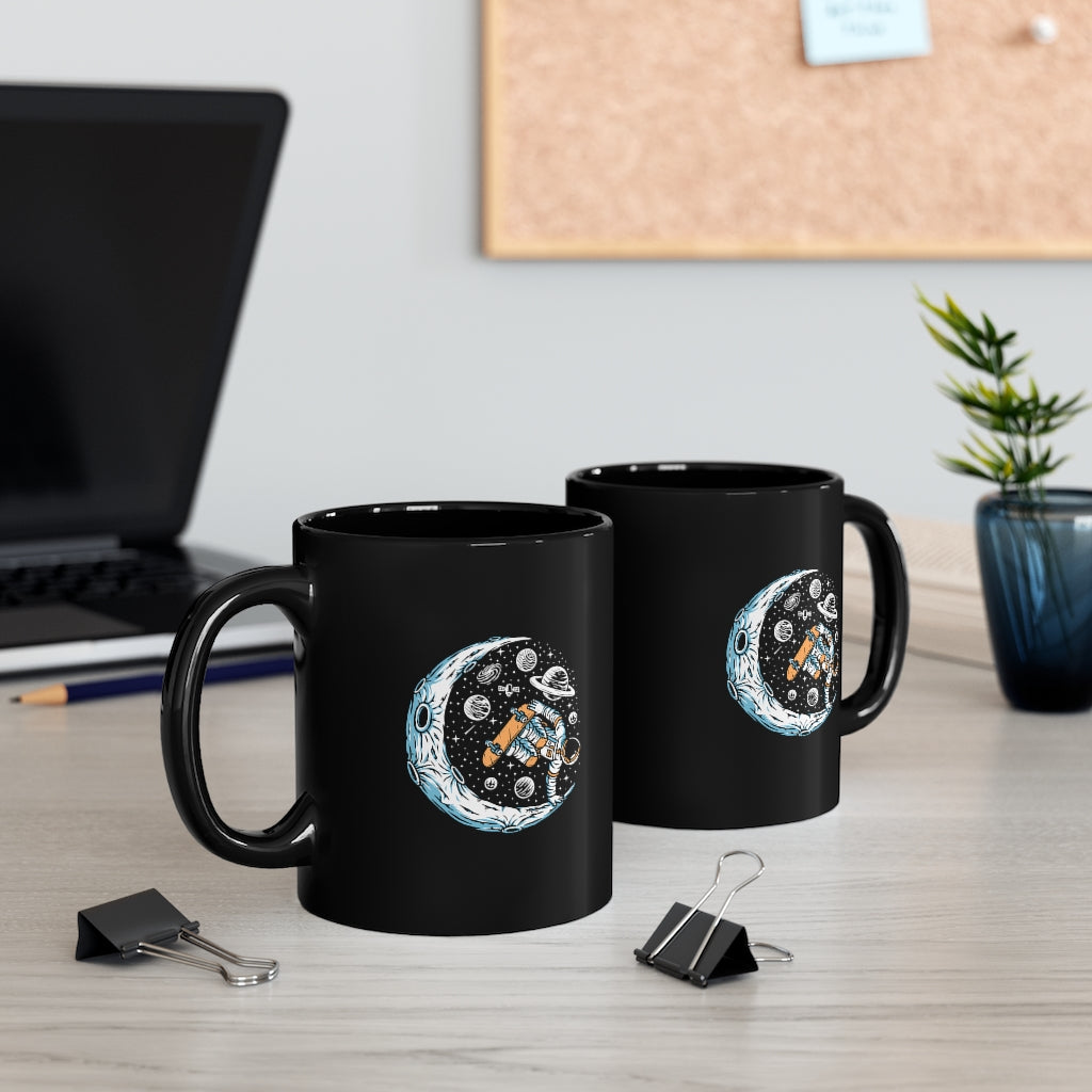 Astronaut Skateboarding On The Moon 11oz Black Mug