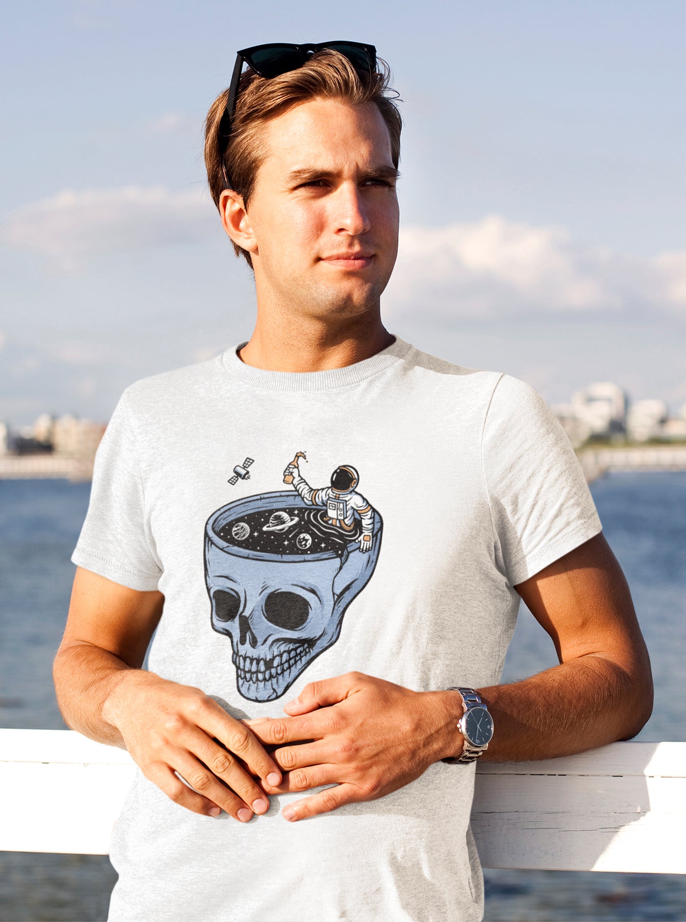 Astronauts in the skull pool Tee