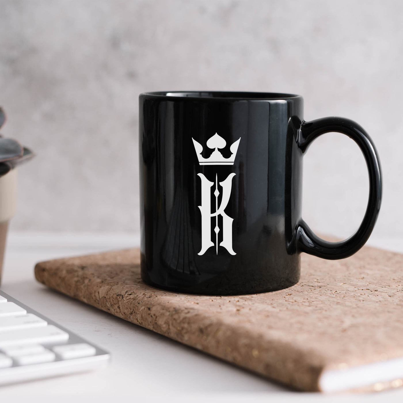 King 11oz Black Mug